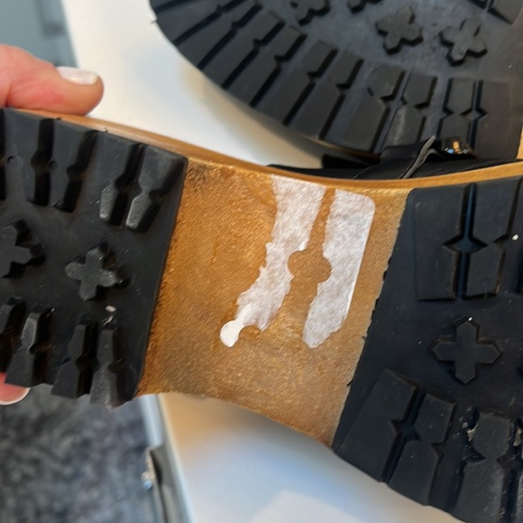 Brand new clogs - Picture 4 of 4